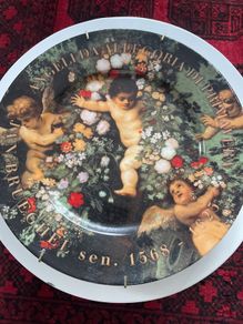Large Arts Wall Plate with Hanging Mount.