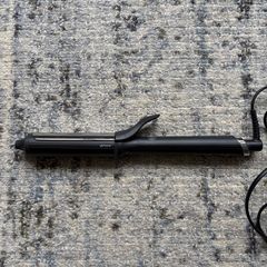GHD Curve Tong Soft Curling Iron