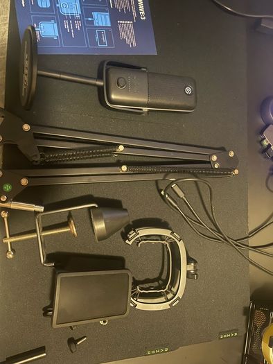 Elgato Wave:3 with boom arm, pop filter and shock absorber