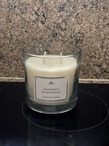 Luxury scented candle