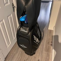 Titleist limited edition tour bag