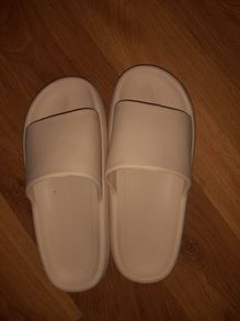 mens/womans slip on sandals size 10