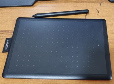 One by Wacom Drawing Tablet