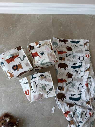 Animal themed bedroom accessories