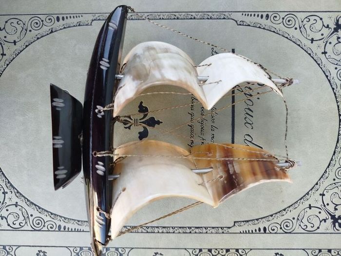 Vintage Horn Ship