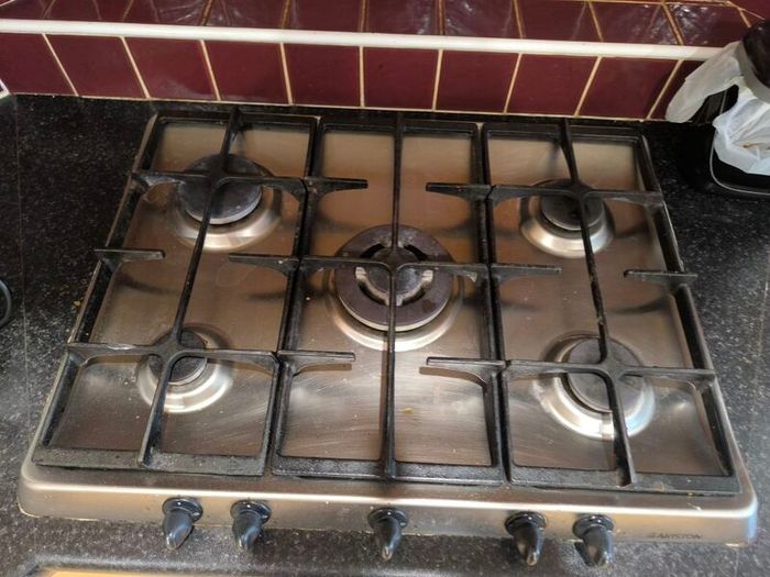 Kitchen units