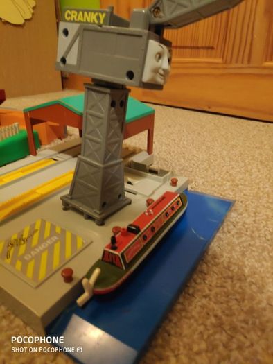 Thomas and friends battery powered big set
