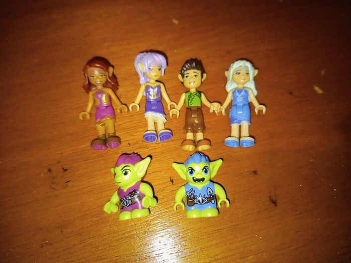 Lego Elves Minifigures