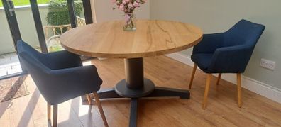 solid Oak round table