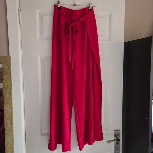 Red Zara pants, size 10