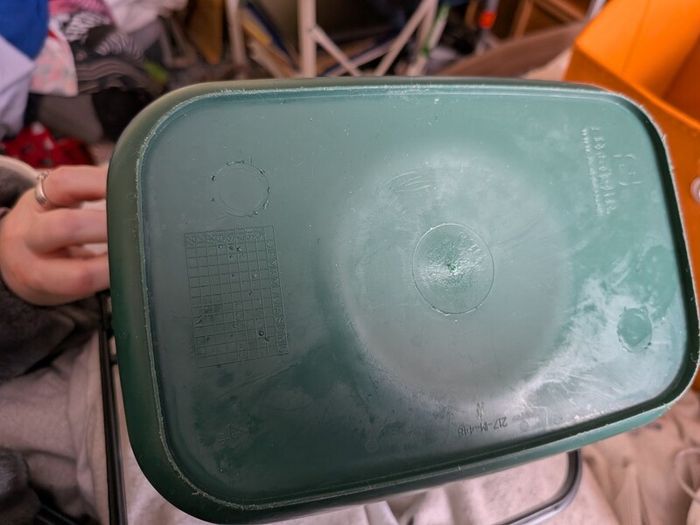 small compost bin