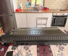 Mackie 32-channel mixer for sale