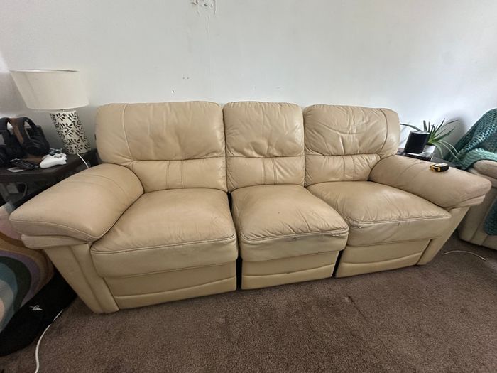 3 seater Leather with recliner Sofa and 2 arm chair recliners