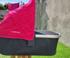 UPPAbaby Vista 2015 Bassinet & wooden stand