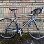 Giant Road Bike Image 2