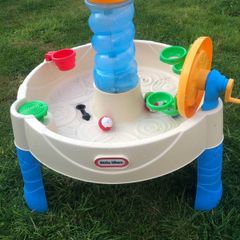 Kids water table