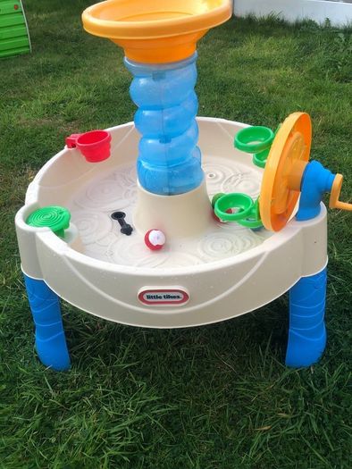 Kids water table