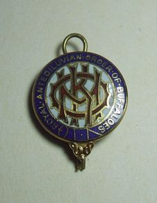 RAOB (Royal Antediluvian Order of Buffaloes) - 3rd Degree Knight Order of Merit silver-gilt badge (1950's or earlier)