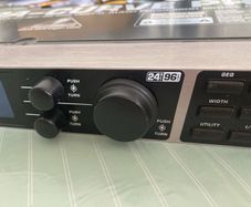 Behringer Ultra Curve DEQ 2496