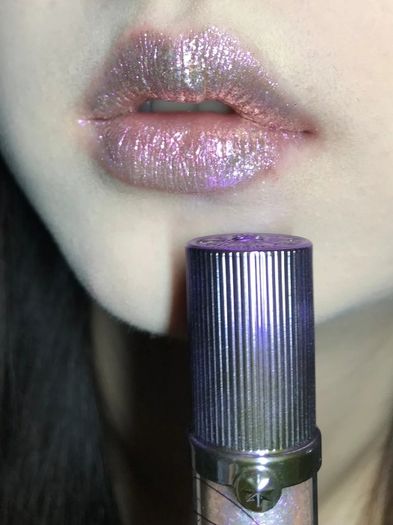 Girlcult C-Beauty Liquid Lipstick in Shade G68 Flash of Inspiration