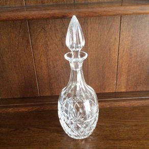 Cut glass Aynsley Crystal Decanter