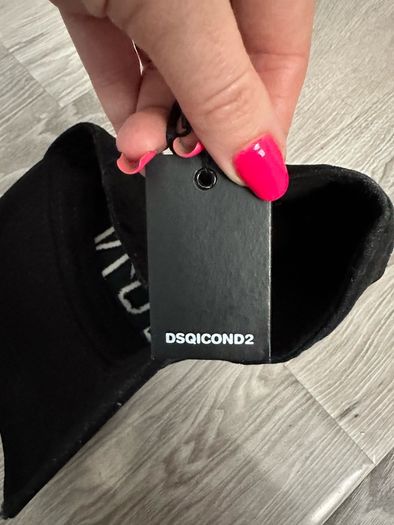 BNWT Black Cap