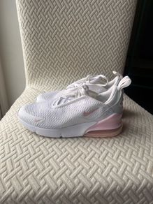 Nike 270s white and pink