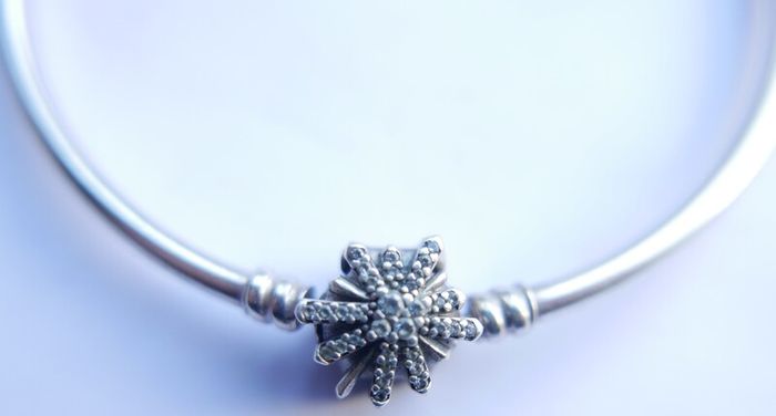 Genuine Pandora Sterling Silver 925  Limited Edition Firework Snowflake Christmas Bangle 10,8g