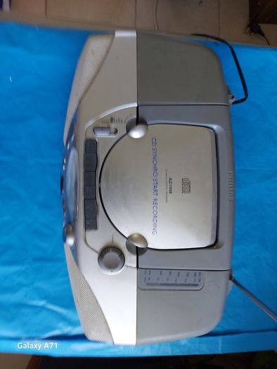PHILIPS CD Radio Cassette Recorder Model AZ1008, Radio is excellent, great volume, CD Tape not working