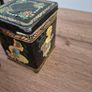 3 vintage tins Image 4