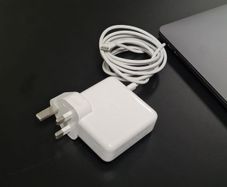 MacBook Pro 16 inch i7 Laptop Notebook 512GB 16GB Ram