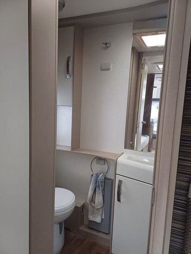 Sterling Eccles 565 (2016) Excellent Condition