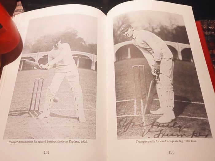1985. Trumper. The Definitive Biography. Peter Sharpham.