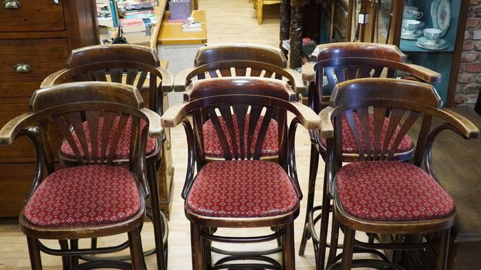 Set of 6 Vintage Bentwood Bar Stools