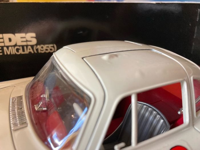 Mercedes 300 SL Mille Miglia 1/18 Burago