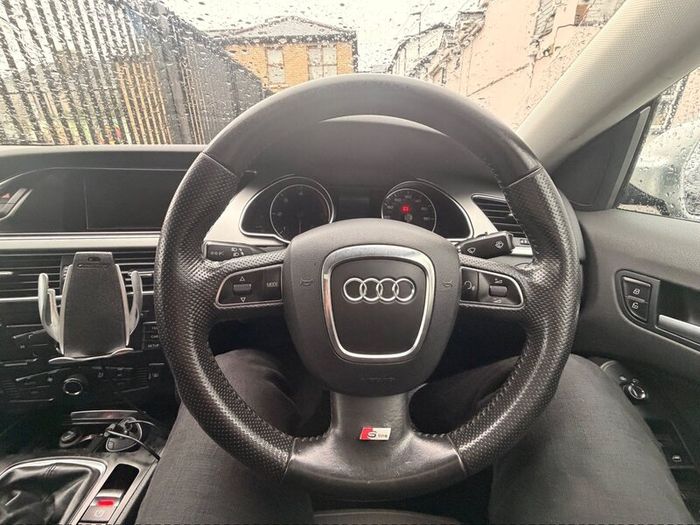 Audi A5 2011