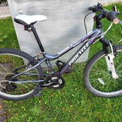 Girls bike for sale Procycle Venus 24"