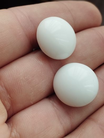 Vintage milk glass earrings.