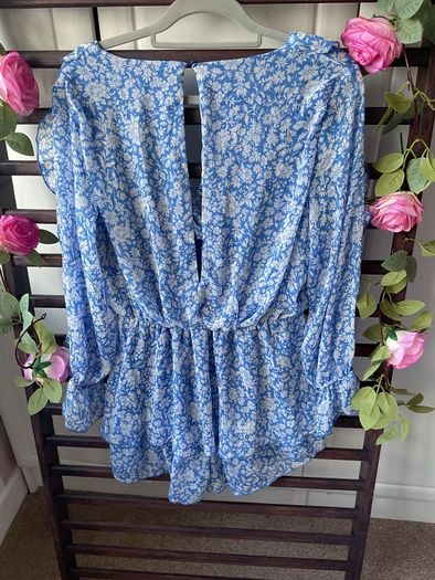 dress Zara blue & white long sleeve frilled detail playsuit medium