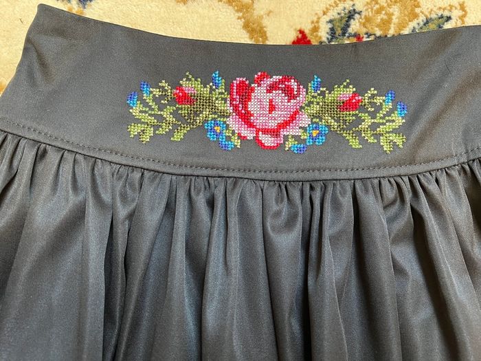 Girls skirt Ukrainian vishyvanka 7-10yo cross stitch embroidery