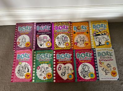 Dork Diaries Books Selection x 10