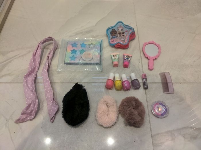 Girly bits and pieces