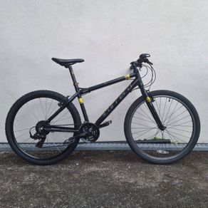 Carrera Parva LTD Editon Frame size 18", 27.5" Rims