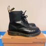UK 7 Mens Dr Martens Boots Image 3
