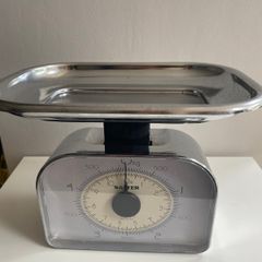 Salter vintage up  to  5kg kitchen  weighting scales