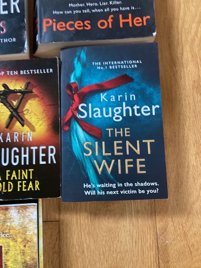Bundle of Karin  slaughter books