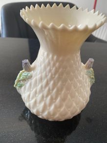 Beautiful Beleek china thistle vase