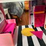 L.O.L. Surprise! O.M.G. Fashion House Dollhouse Image 7