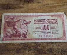 Yugoslavia, 100 Dinara 1978 banknote, circulated - free standard postage