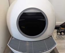 Automated cat litter box